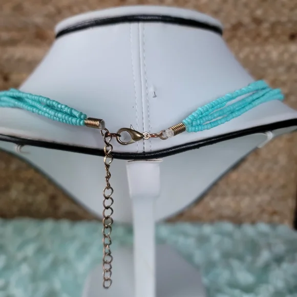 Necklace - Picture 3 of 3